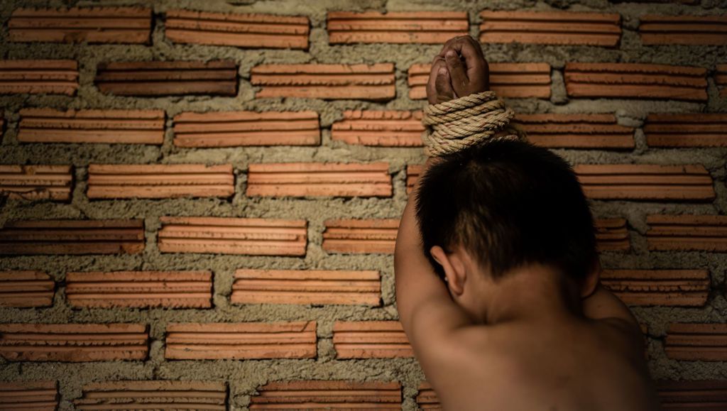 Making sure laws on human trafficking are applied correctly across the EU